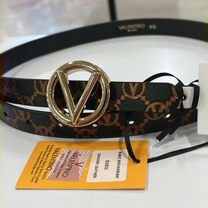 Valentino by Mario Valentino Giusy
Monogram Black Leather Gold Logo Belt Sz XS